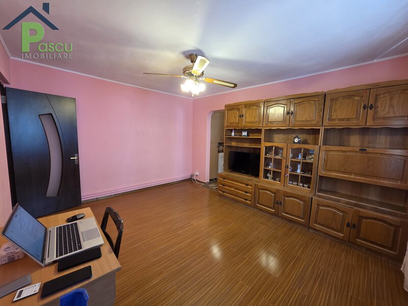 Ferentari, aleea Livezilor, apartament 3 camere, 45 mpu, etaj 2