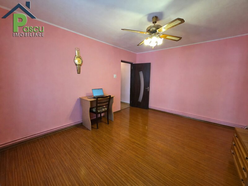 Ferentari, aleea Livezilor, apartament 3 camere, 45 mpu, etaj 2