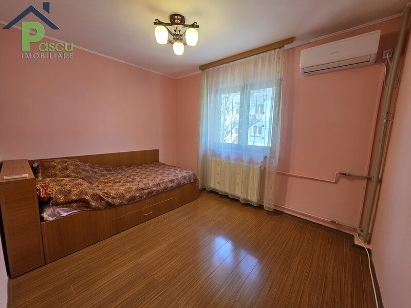 Ferentari, aleea Livezilor, apartament 3 camere, 45 mpu, etaj 2