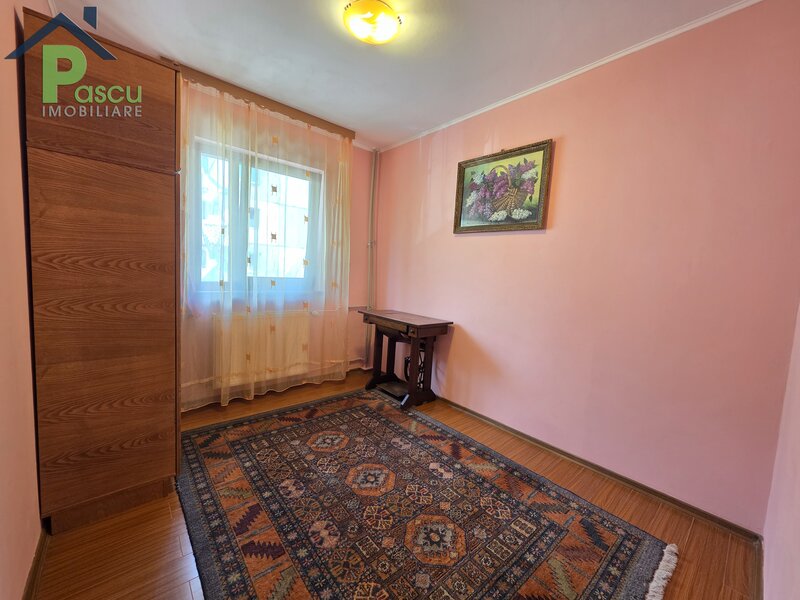 Ferentari, aleea Livezilor, apartament 3 camere, 45 mpu, etaj 2