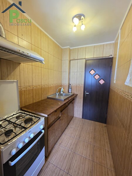 Ferentari, aleea Livezilor, apartament 3 camere, 45 mpu, etaj 2