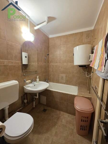 Ferentari, aleea Livezilor, apartament 3 camere, 45 mpu, etaj 2